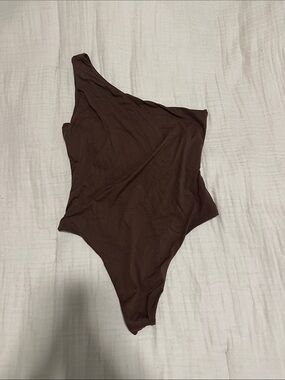 Women’s One-Shoulder Brown Bodysuit